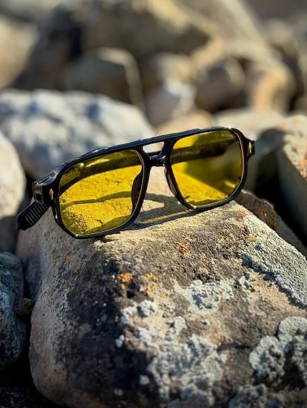 عینک برند moscot